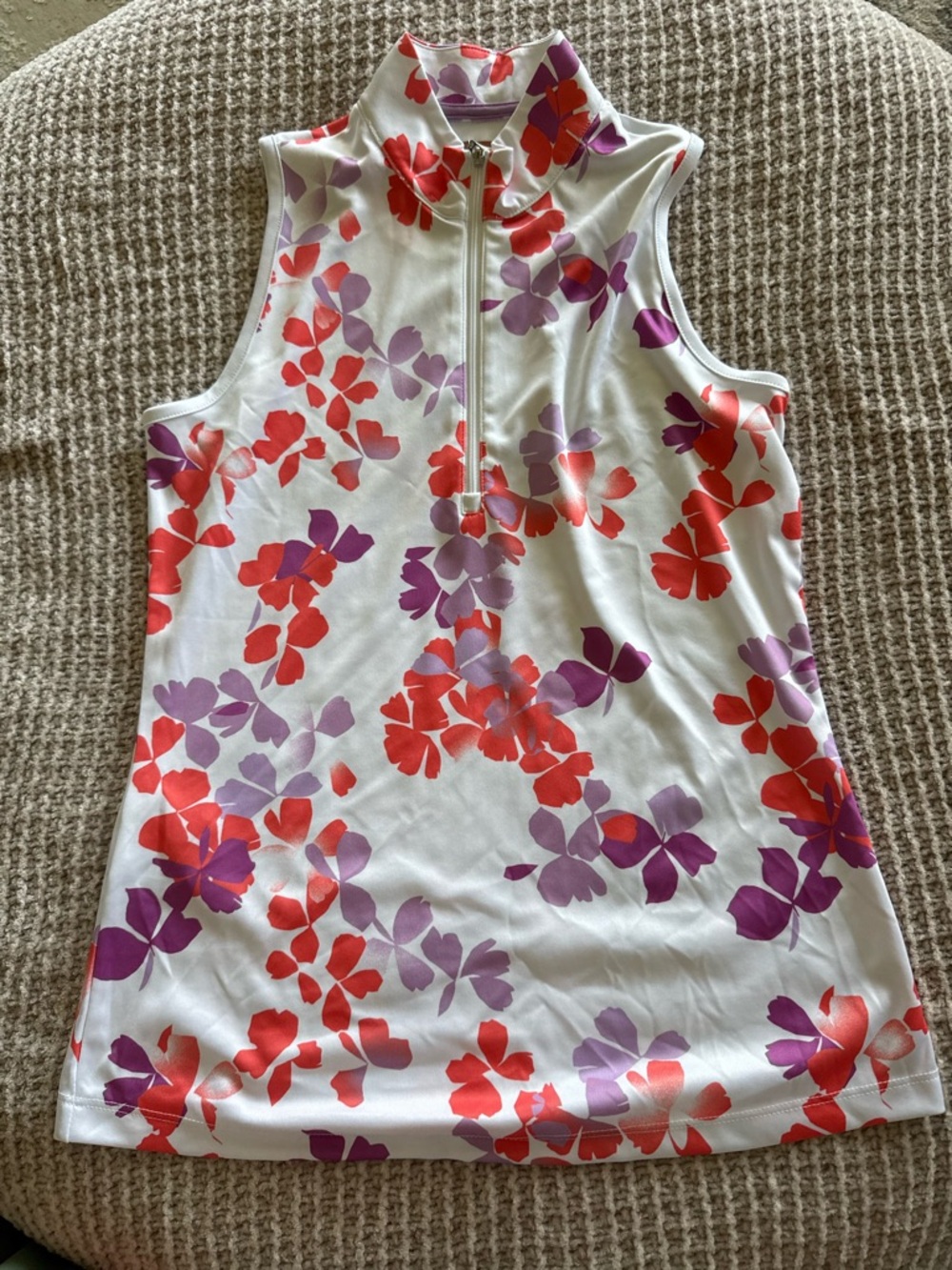 Sleeveless Floral Zip Golf Polo - White with Red & Purple Blossoms